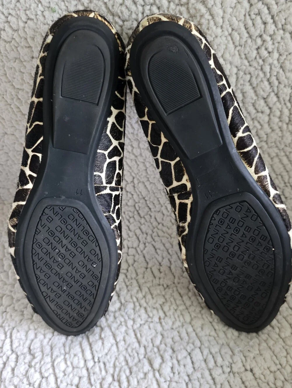 Bandolino Dark Chocolate Brown & Cream Peep-Toe Giraffe Print Flats Size 11 - Picture 5 of 9